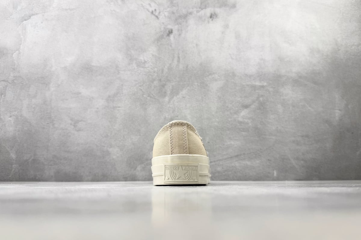 匡威 Converse CHUCK 70 X 星星印花 米色 • 米银棕 细节实拍图