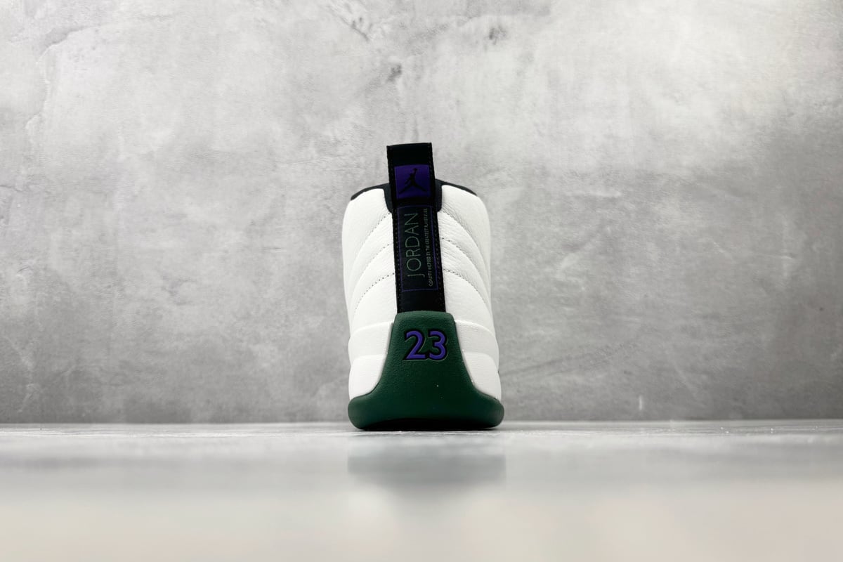 乔丹 Air Jordan 12 Retro 原版 白绿 细节实拍图