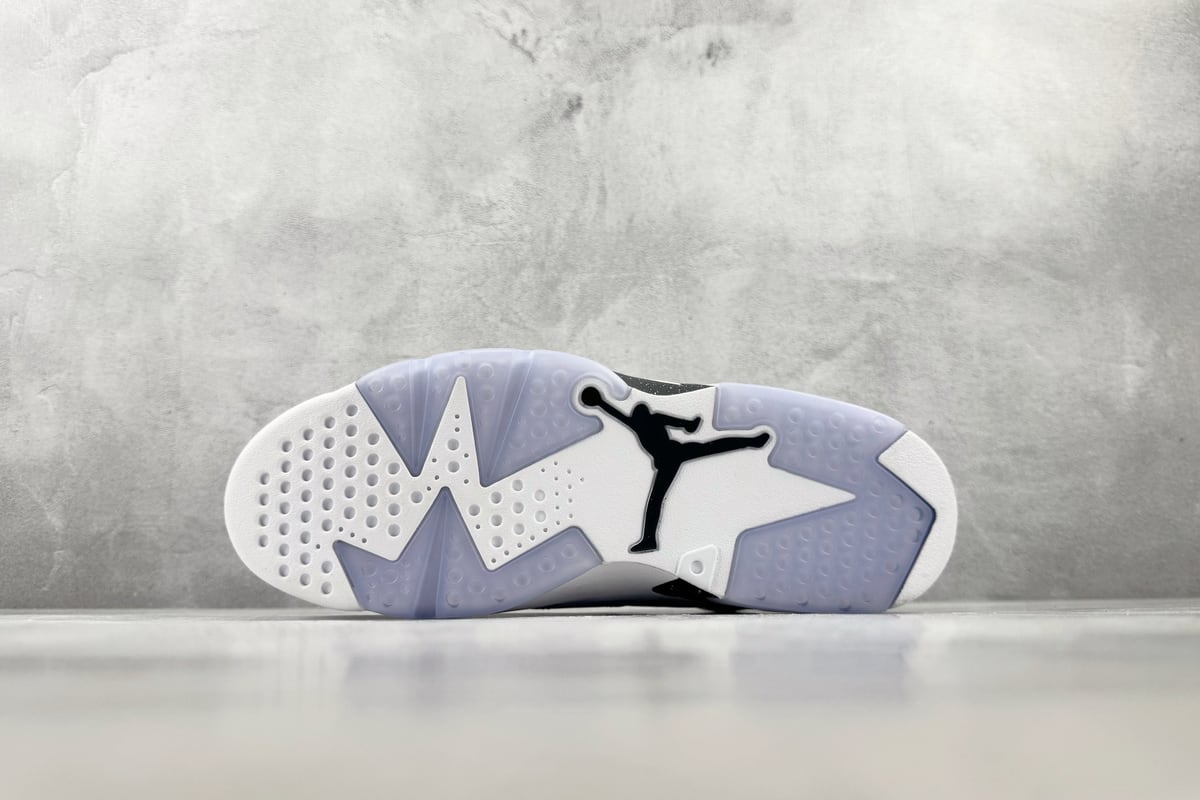乔丹 Air Jordan 6 Retro "Black and 顶级纯原 完美复刻 White" 奥利奥 黑白-实拍图4