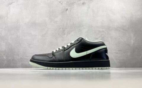 乔丹Air Jordan 1 综合版黑色纯原版本 货号：DC0774-008
