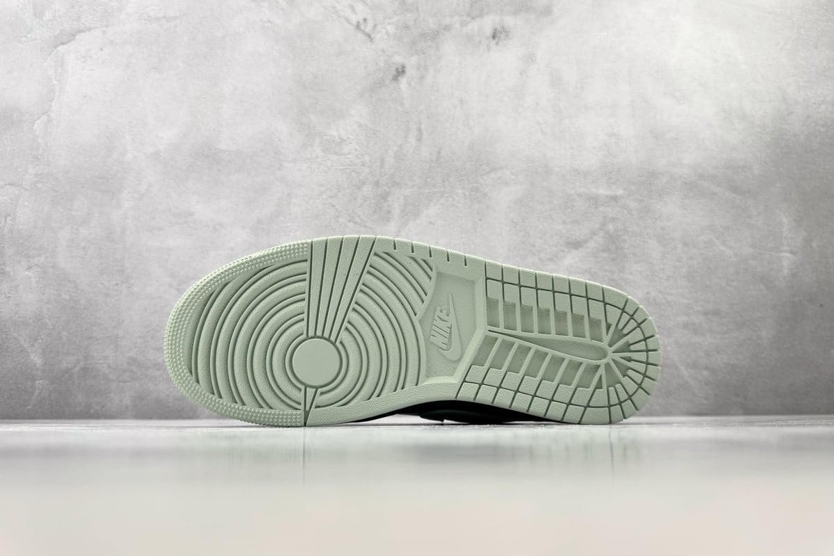 乔丹 Air Jordan 1 综合版 黑色-实拍图4