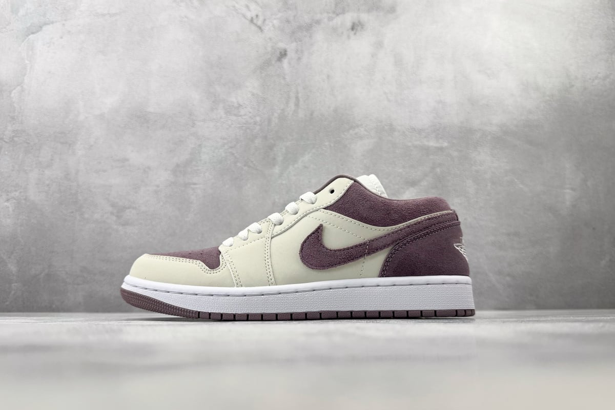 乔丹 Air Jordan 1 Low 浅紫 正面实拍图