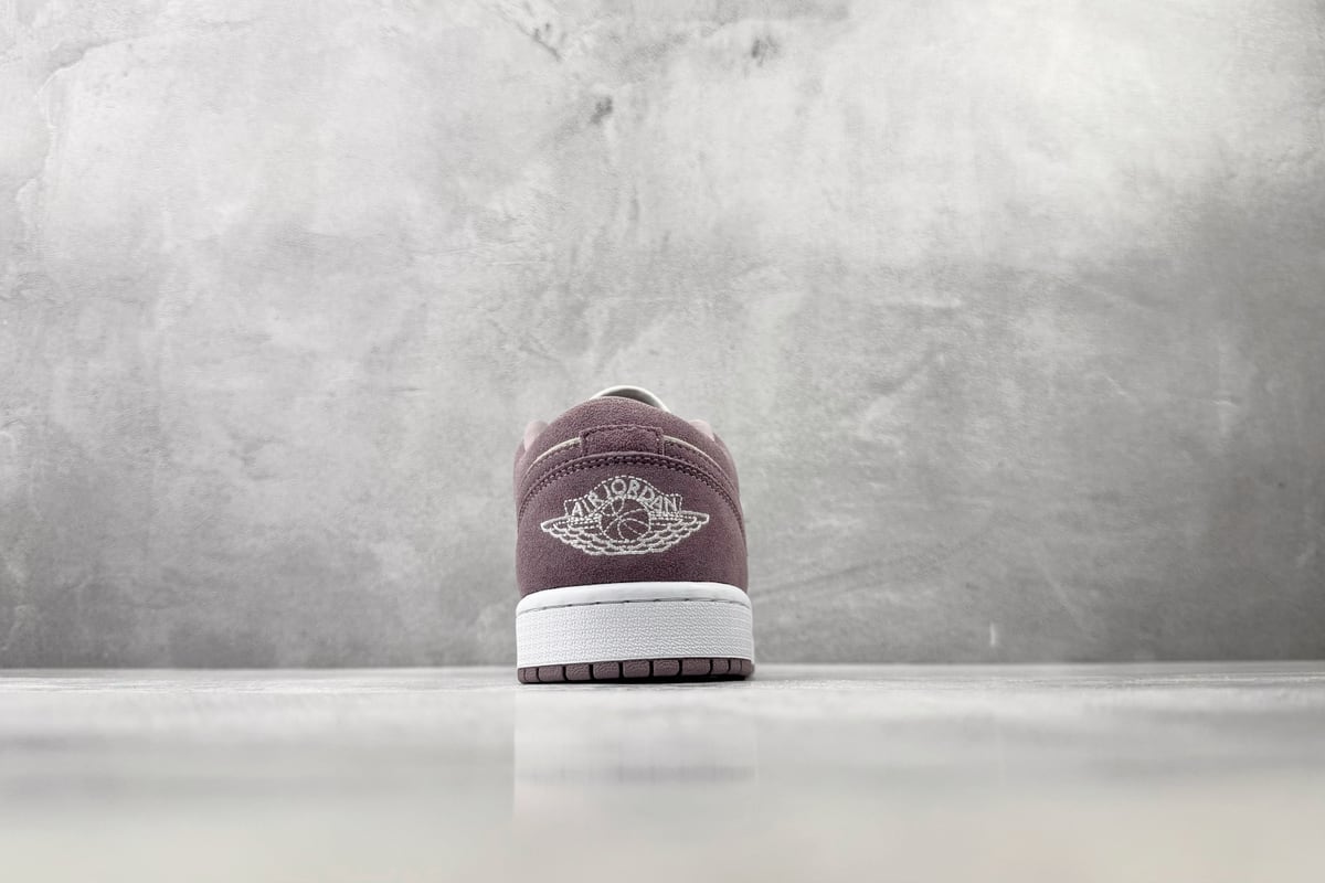 乔丹 Air Jordan 1 Low 浅紫 细节实拍图
