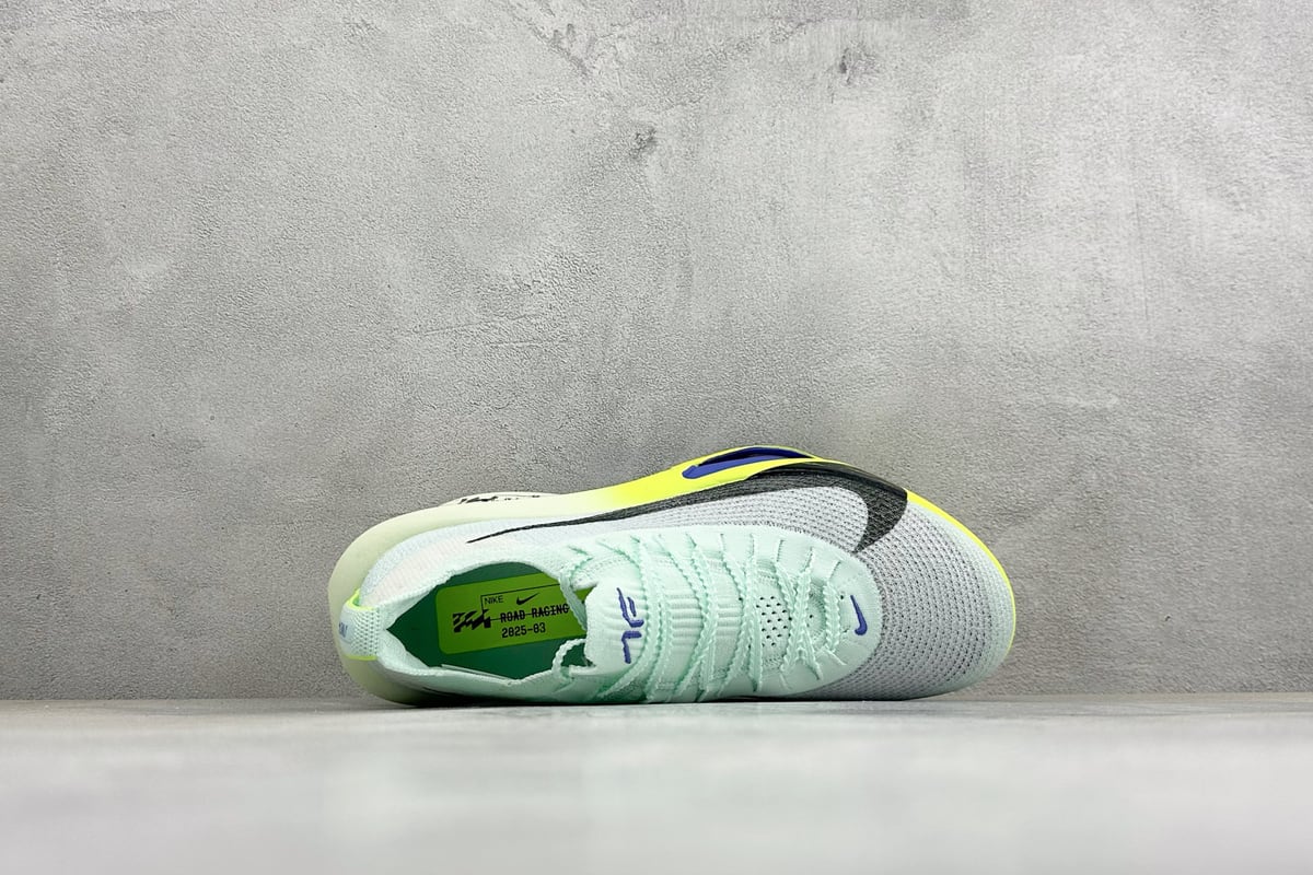 耐克 Nike Zoom VaporFly Next 3% "Prototype" 白银绿 背面实拍图