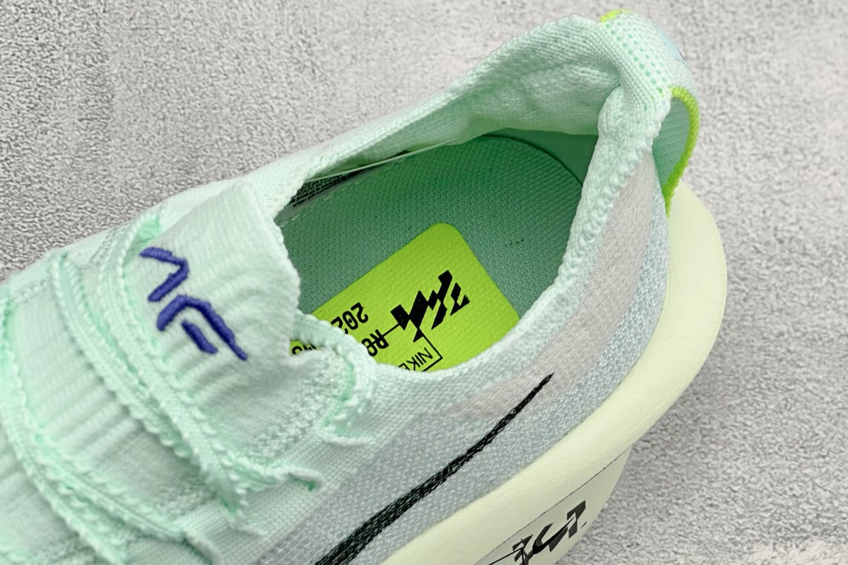 耐克 Nike Zoom VaporFly Next 3% "Prototype" 白银绿 上脚实拍图
