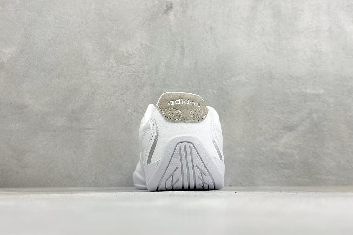 阿迪达斯 Adidas Originals Adiracer 白黑 鞋底实拍图