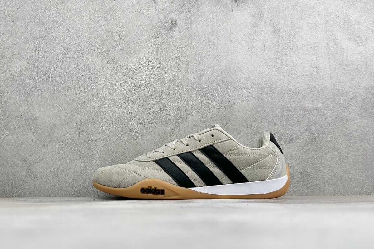 阿迪达斯 Adidas Originals Adiracer 黑 正面实拍图