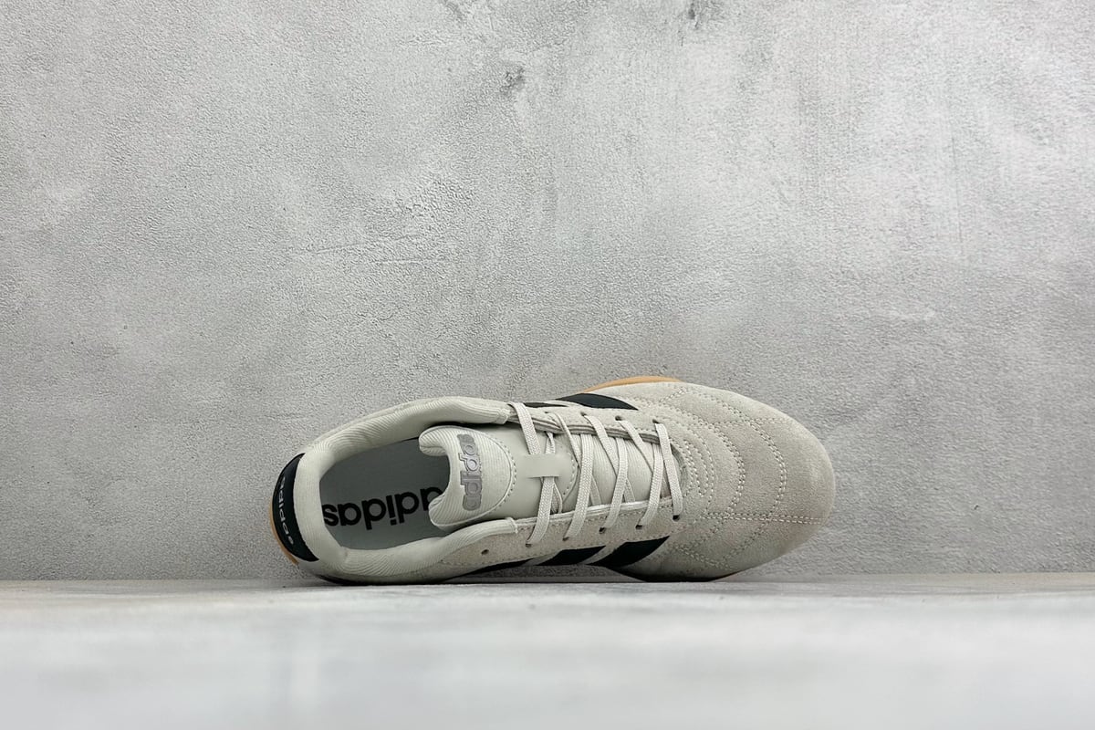 阿迪达斯 Adidas Originals Adiracer 黑 背面实拍图
