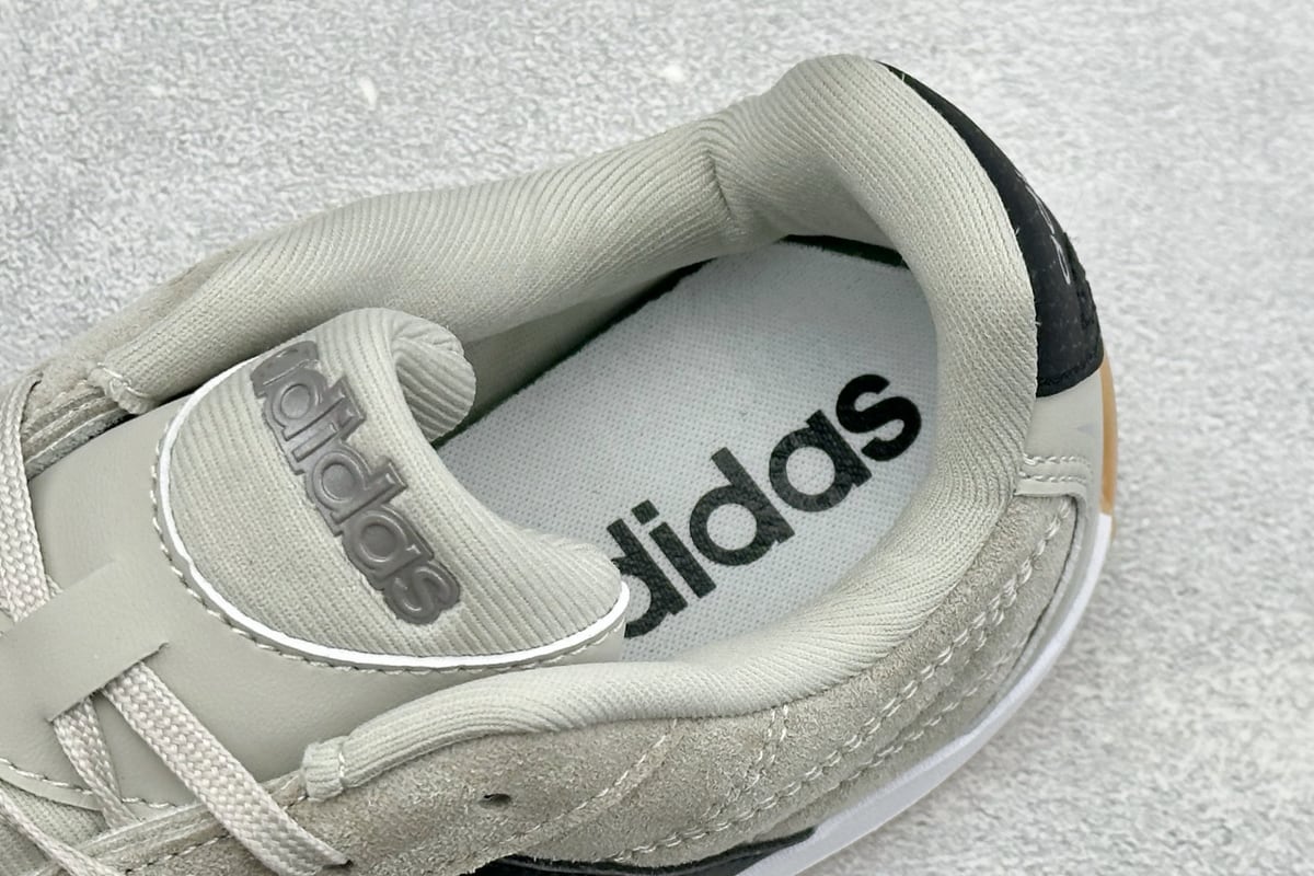 阿迪达斯 Adidas Originals Adiracer 黑 上脚实拍图