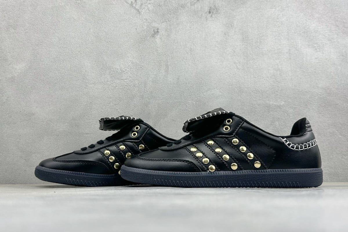 阿迪达斯 Adidas WB Studded Samba OG 银蓝黑 鞋跟实拍图