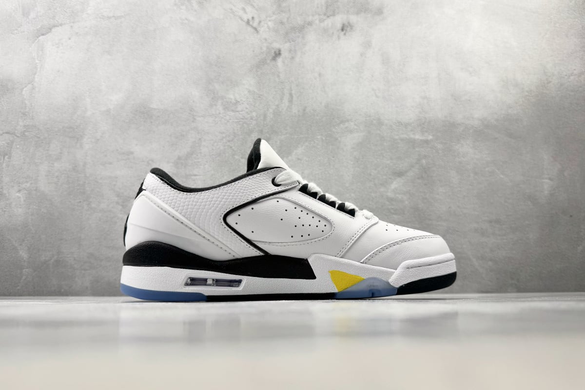 乔丹 Air Jordan Sixty Plus 白黑 白黑 侧面实拍图