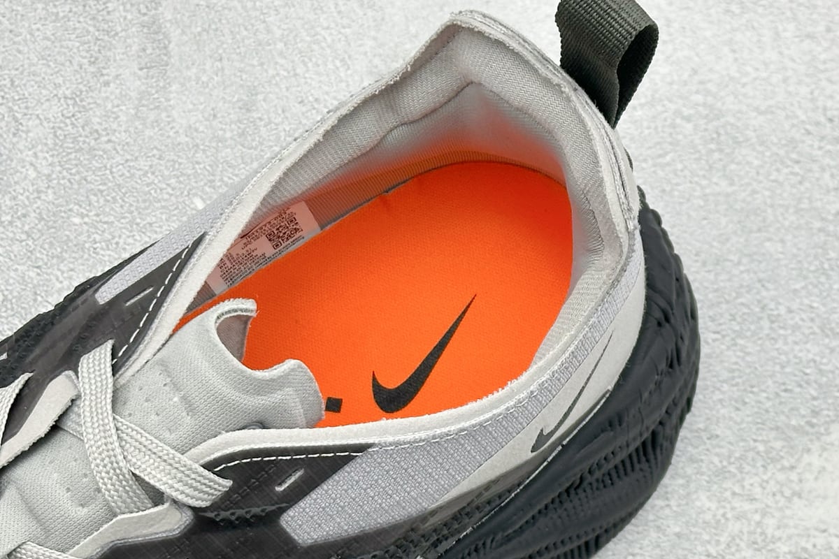 耐克 Nike HYEIN SEO x Ava Rover Ava Rover 白黑橙 上脚实拍图