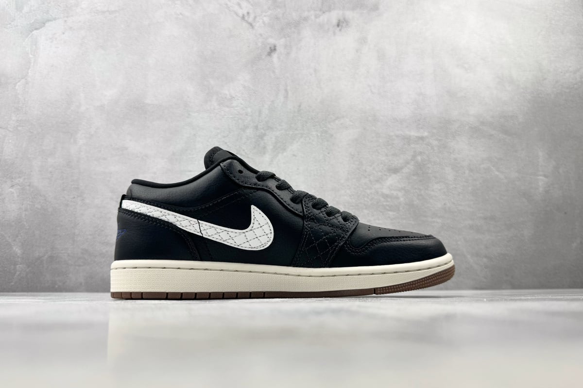 乔丹 Air Jordan 1 SE 公司级 黑白 侧面实拍图