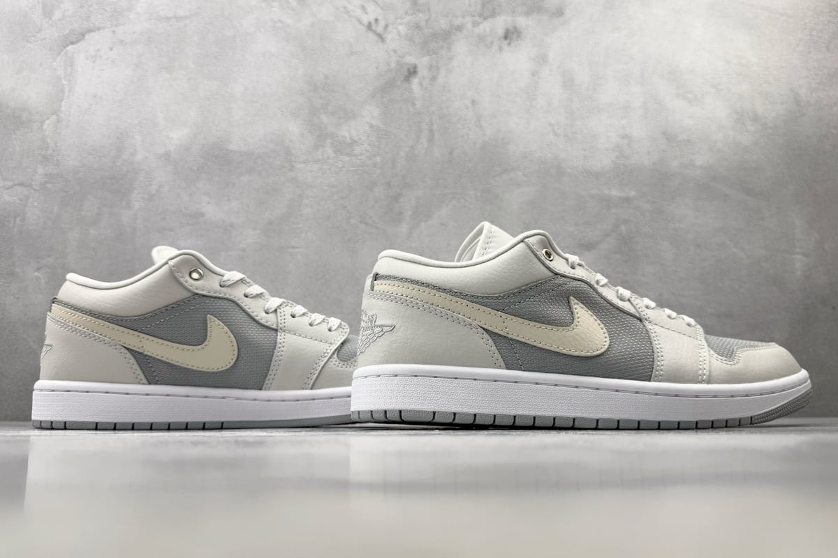 乔丹 Air Jordan 1 SE 浅灰 鞋底实拍图