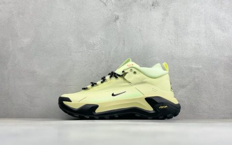 耐克Nike ACG MOUNTAIN FLY GTX SE 户外登山高帮系列徒步越野跑鞋米银黄纯原版本 货号：IO7855-701
