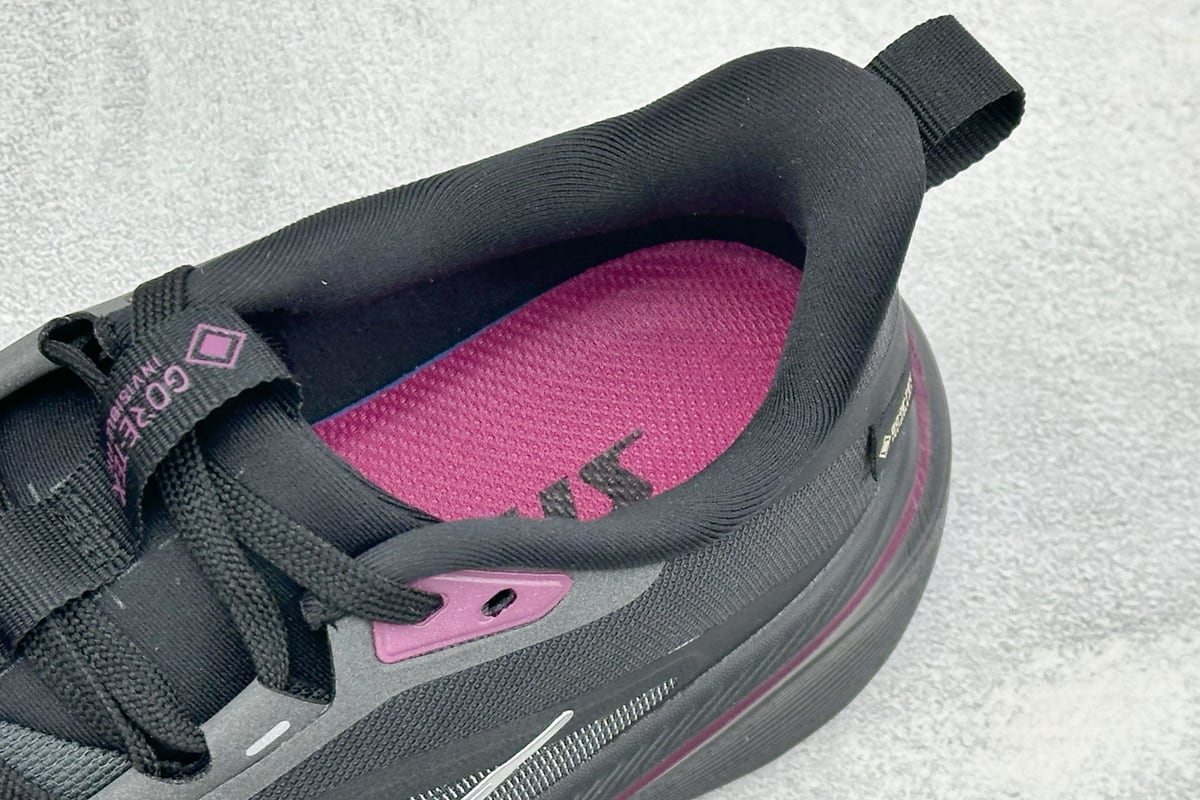 耐克 Nike Air Zoom Pegasus 42 耐克网面透气轻便耐磨跑鞋 银蓝粉 上脚实拍图
