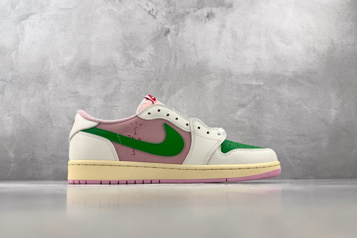 乔丹 Air Jordan × Travis Scott Air Jordan 1 OG 粉绿-实拍图2