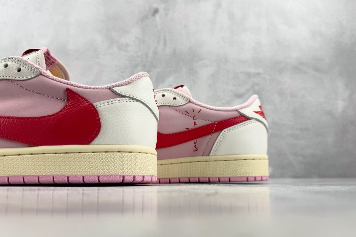 乔丹 Air Jordan × Travis Scott Air Jordan 1 Low OG 外贸专供 粉倒钩 Tropical Pink 联名 热带粉-实拍图8