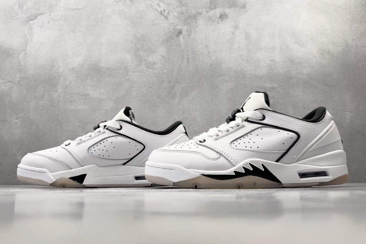 乔丹 Air Jordan Sixty Plus 白黑 鞋跟实拍图