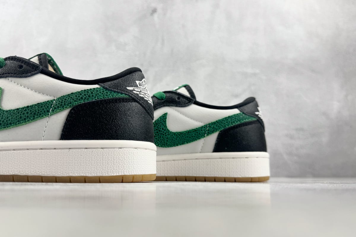 乔丹 Air Jordan 1 Retro OG 白黑绿-实拍图8