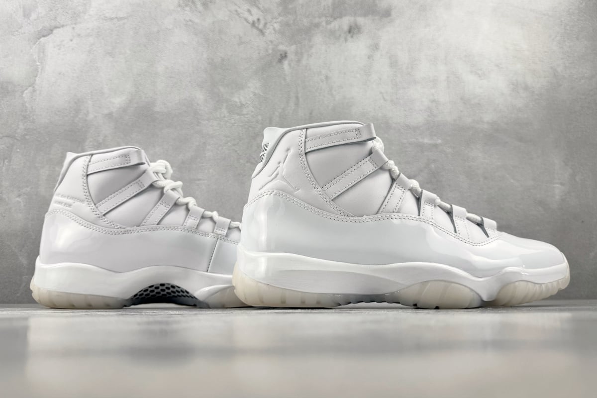 乔丹 Air Jordan × Comme des Garçons Air Jordan 11 白色-实拍图6