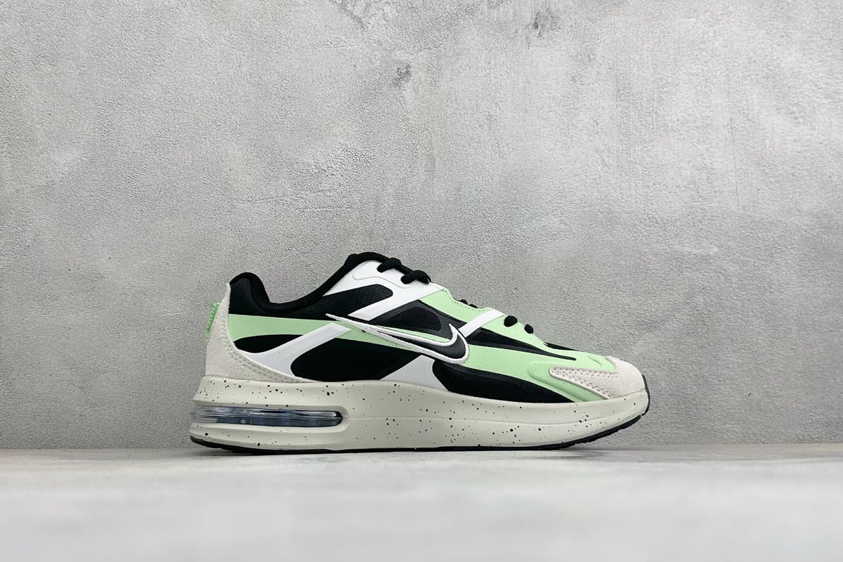 耐克 Nike Air Max Metro 舒适轻盈 防滑耐磨运动低帮跑步鞋 黑白绿 侧面实拍图