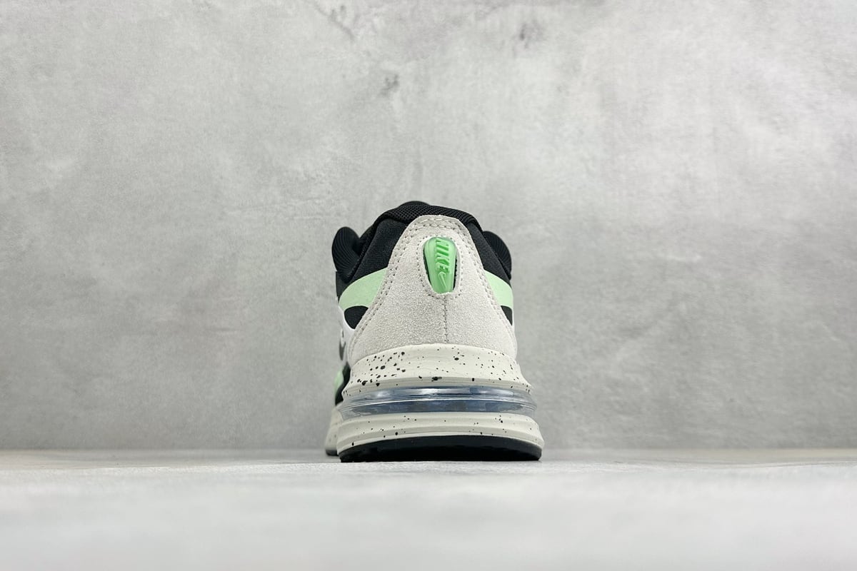耐克 Nike Air Max Metro 舒适轻盈 防滑耐磨运动低帮跑步鞋 黑白绿 鞋底实拍图