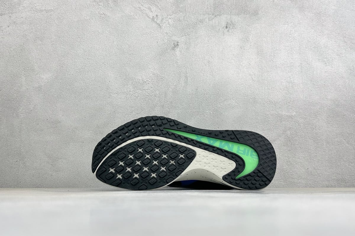 耐克 Nike Air Max Metro 舒适轻盈 防滑耐磨运动低帮跑步鞋 黑白蓝 鞋头实拍图