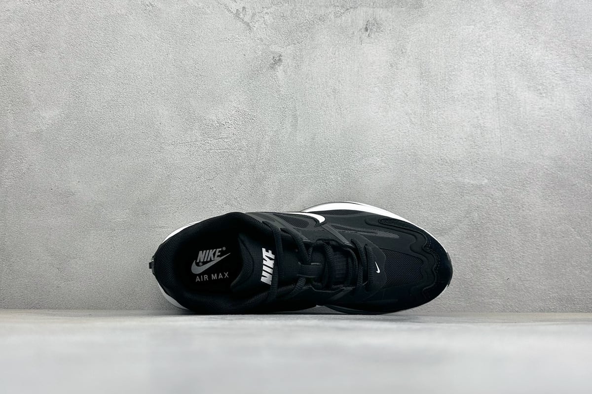 耐克 Nike Air Max Metro 舒适轻盈 防滑耐磨运动低帮跑步鞋 黑 背面实拍图
