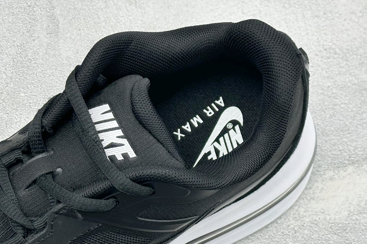 耐克 Nike Air Max Metro 舒适轻盈 防滑耐磨运动低帮跑步鞋 黑 上脚实拍图