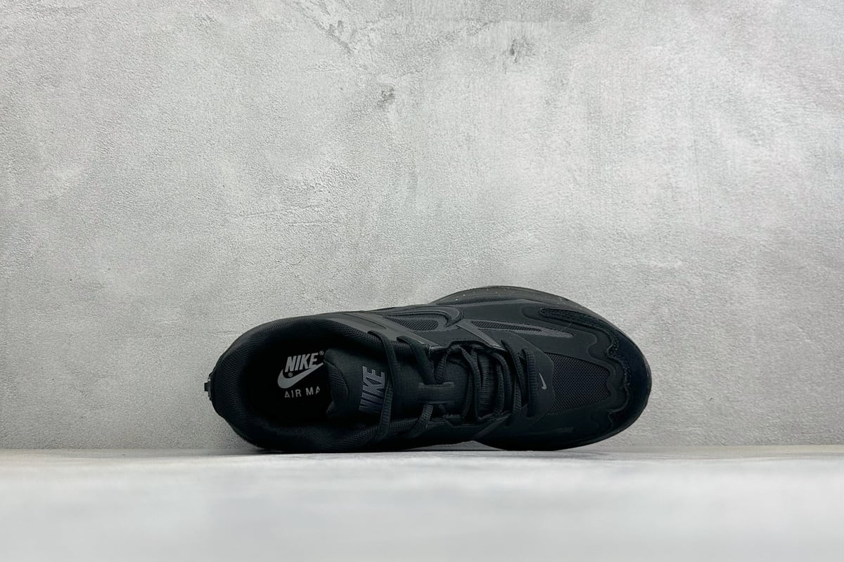 耐克 Nike Air Max Metro 舒适轻盈 防滑耐磨运动低帮跑步鞋 黑武士 背面实拍图