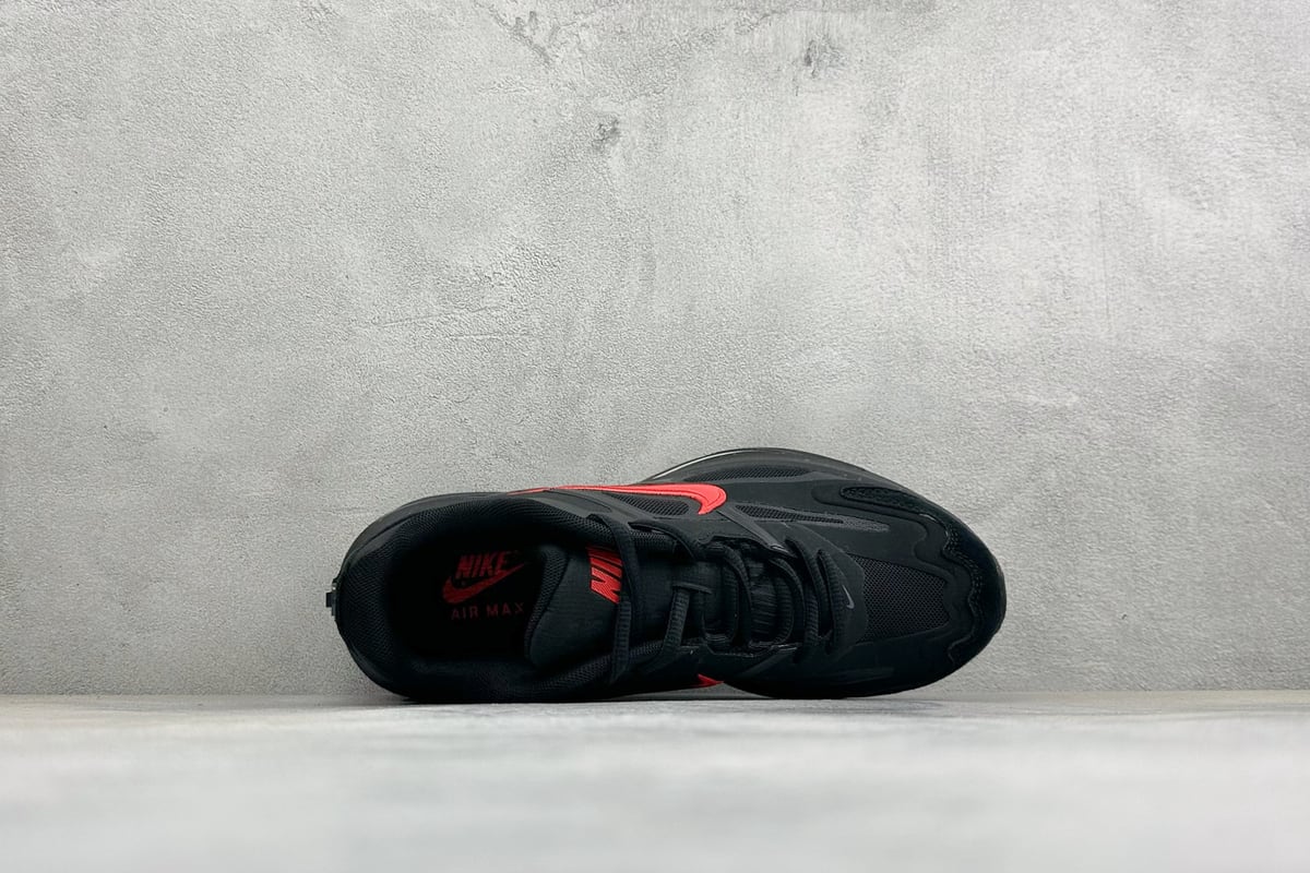 耐克 Nike Air Max Metro 舒适轻盈 防滑耐磨运动低帮跑步鞋 黑 背面实拍图