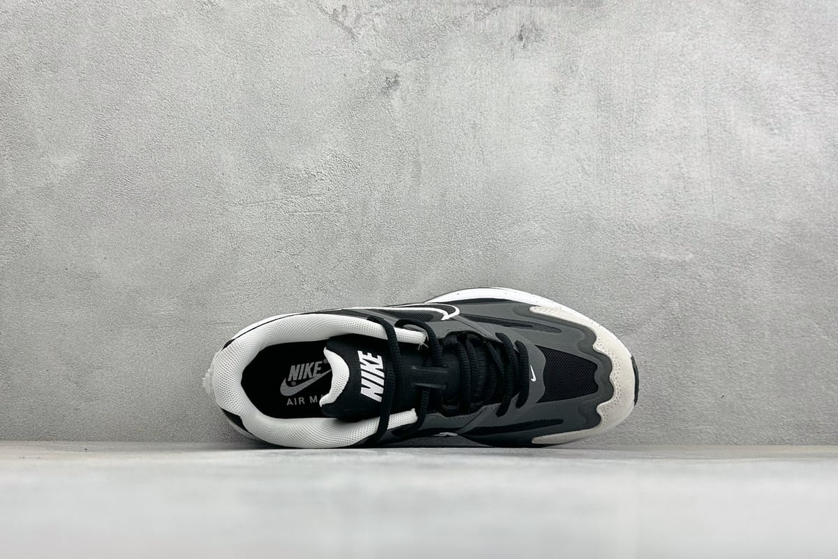 耐克 Nike Air Max Metro 舒适轻盈 防滑耐磨运动低帮跑步鞋 黑白 背面实拍图