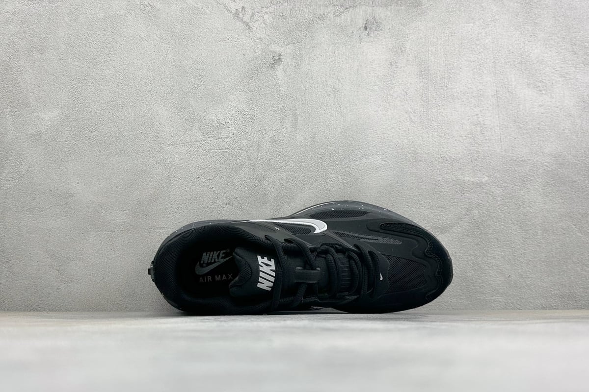 耐克 Nike Air Max Metro 舒适轻盈 防滑耐磨运动低帮跑步鞋 黑 背面实拍图