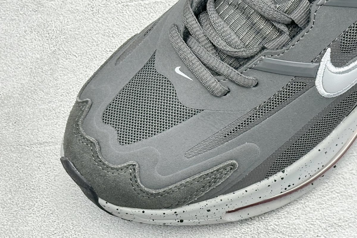 耐克 Nike Air Max Metro 舒适轻盈 防滑耐磨运动低帮跑步鞋 碳灰 鞋标实拍图