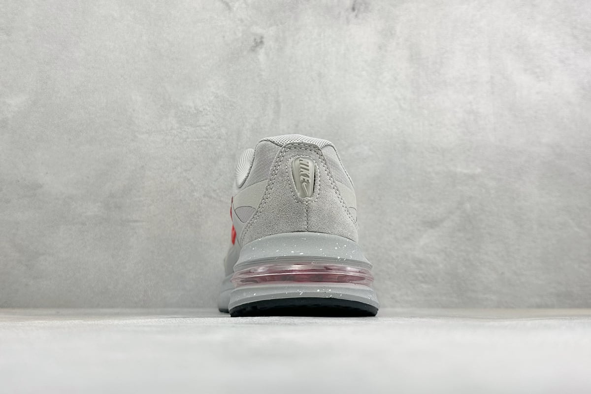 耐克 Nike Air Max Metro 舒适轻盈 防滑耐磨运动低帮跑步鞋 灰红 鞋底实拍图