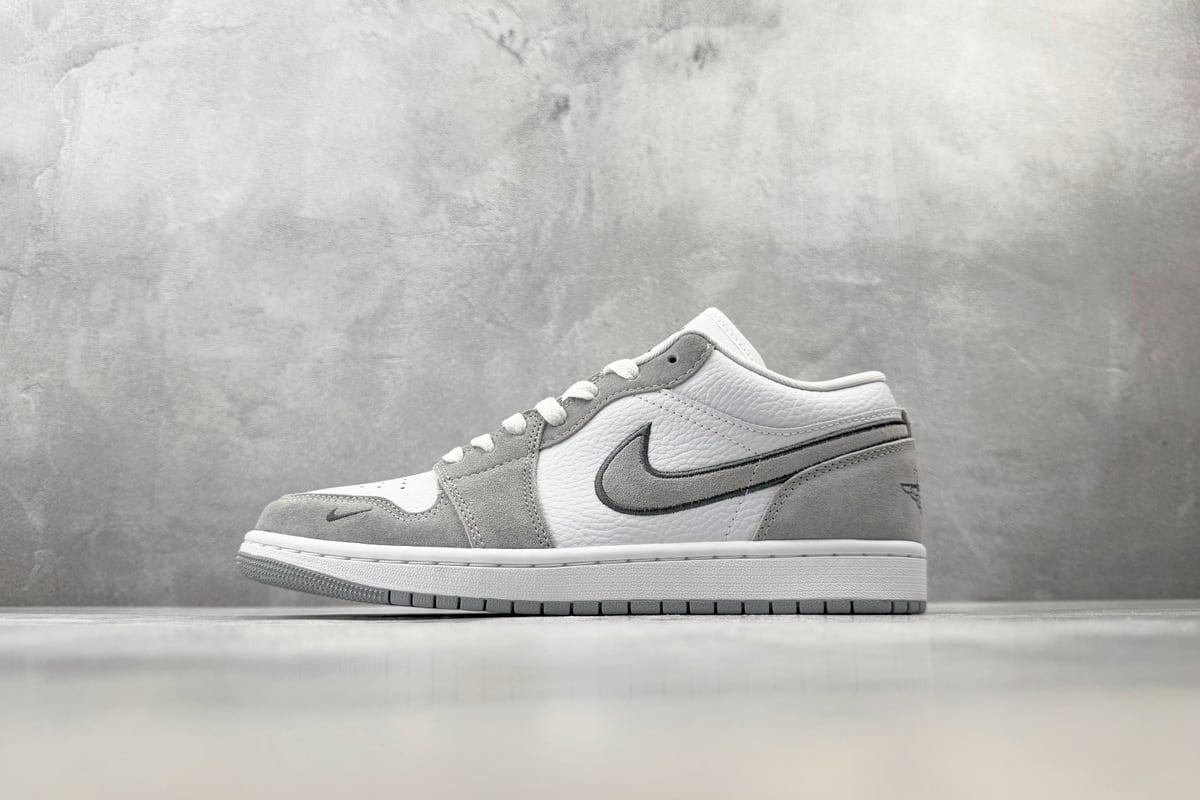 乔丹 Air Jordan 1 SE 灰白 正面实拍图