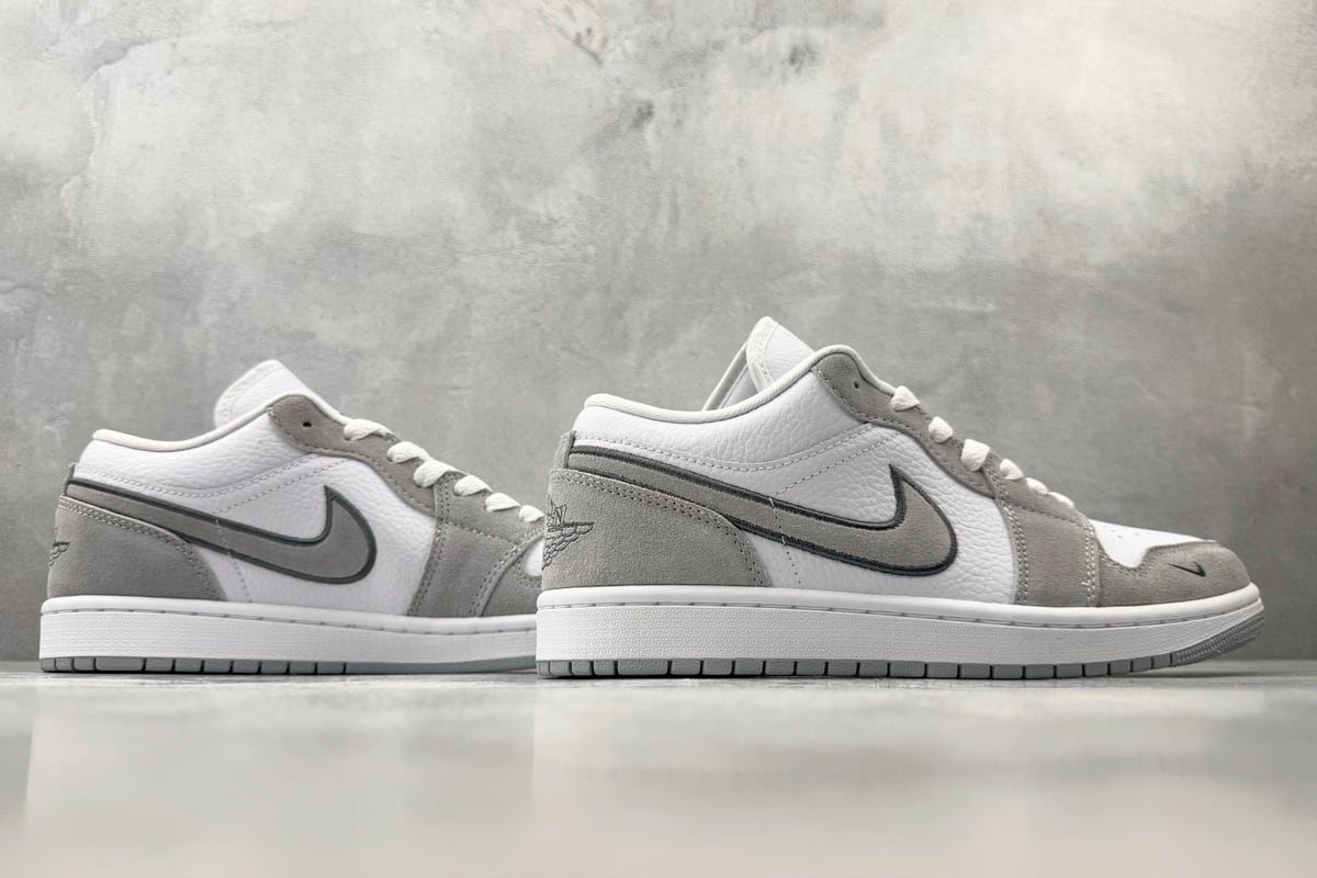 乔丹 Air Jordan 1 SE 灰白 鞋底实拍图