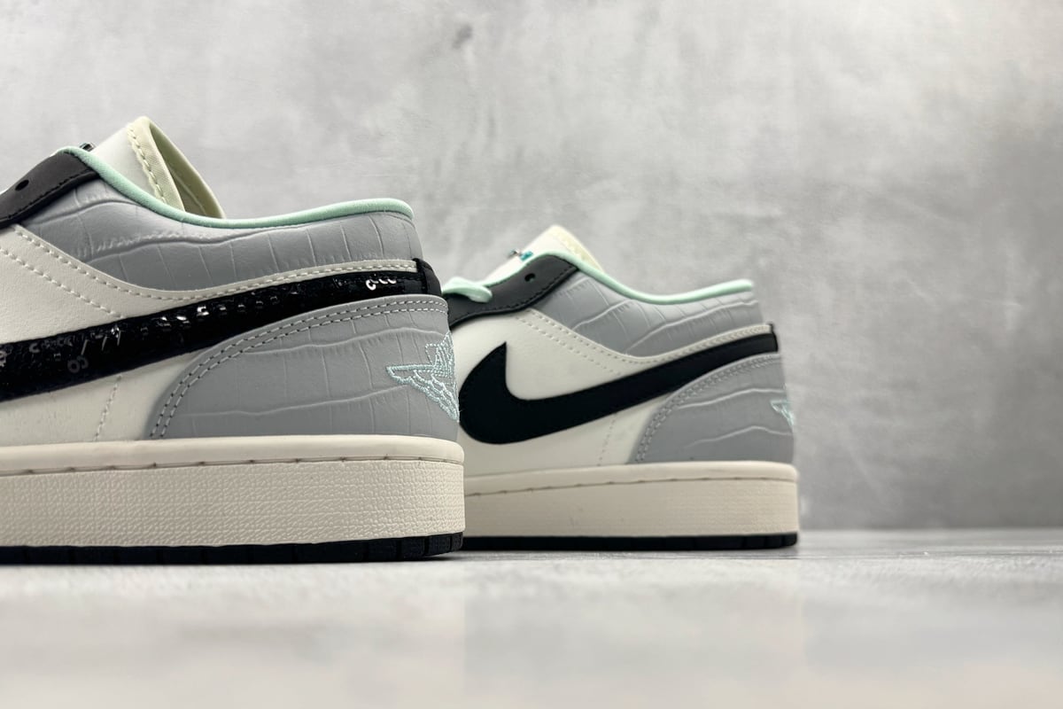 乔丹 Air Jordan 1 帆白 上脚实拍图