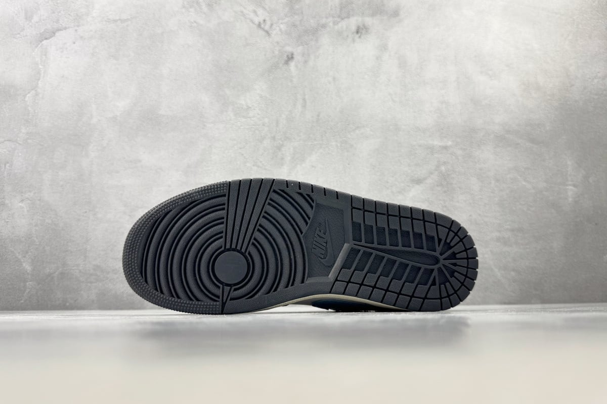 乔丹 Air Jordan 1 SE 综合版 蓝白色-实拍图4