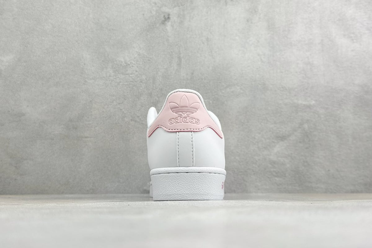 阿迪达斯 Adidas Originals Superstar 贝壳头板鞋 采用全新头层拼接皮革材质 后跟采用特色3D立体印字 渠道正品订单 诠释市场最高工艺水平 全鞋进口头层皮料打造。区别市面普通真标版本,进出专柜无压力-实拍图6