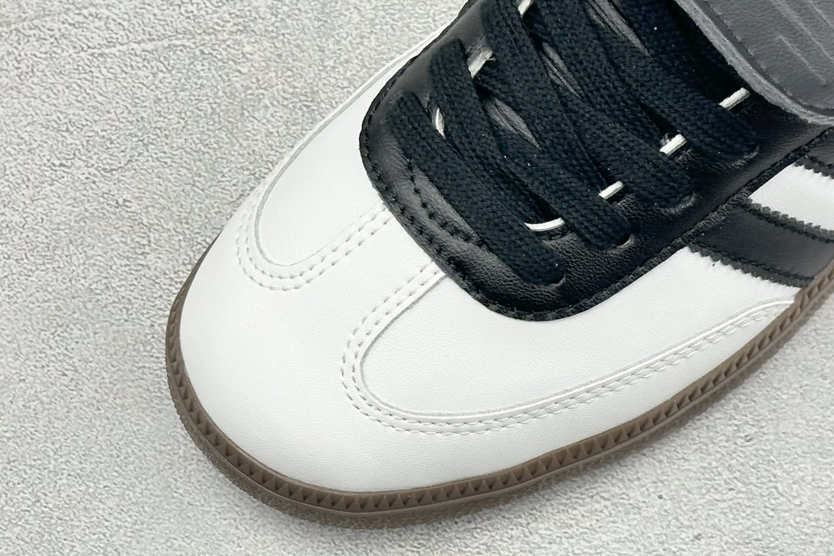 阿迪达斯 Adidas Original Samba OG 复古桑巴板鞋 白黑 鞋标实拍图