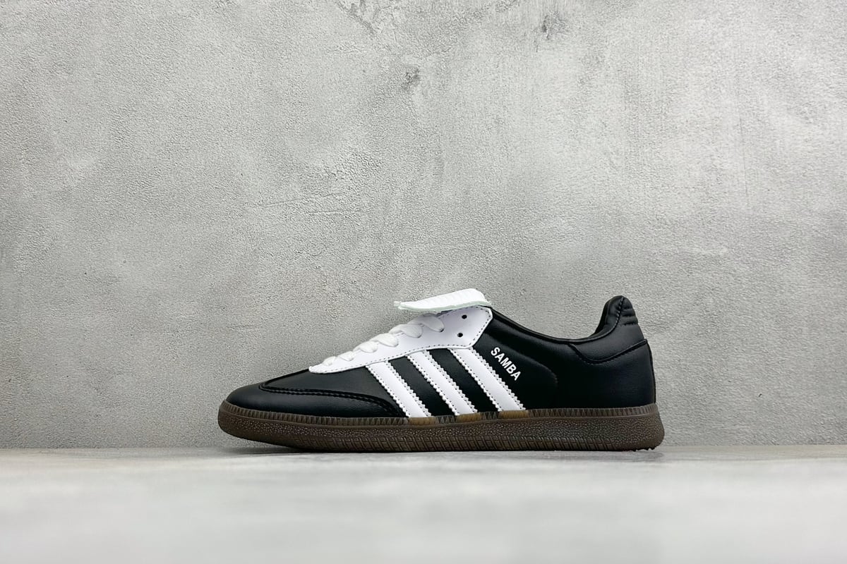 阿迪达斯 Adidas Original Samba OG 复古桑巴板鞋 黑白 正面实拍图