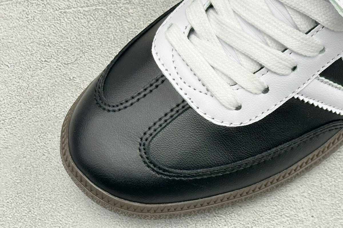 阿迪达斯 Adidas Original Samba OG 复古桑巴板鞋 黑白 鞋标实拍图