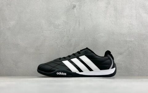 阿迪达斯Adidas Trainers 赛车跆拳道二代阿迪白色纯原版本 货号：JS2322
