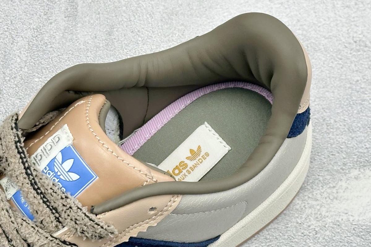 阿迪达斯 Adidas originals × Whitaker Group BW 白蓝黑 上脚实拍图