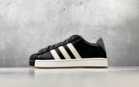 阿迪达斯Adidas originals Superstar ST 黑色银橙黑 货号：KI3516