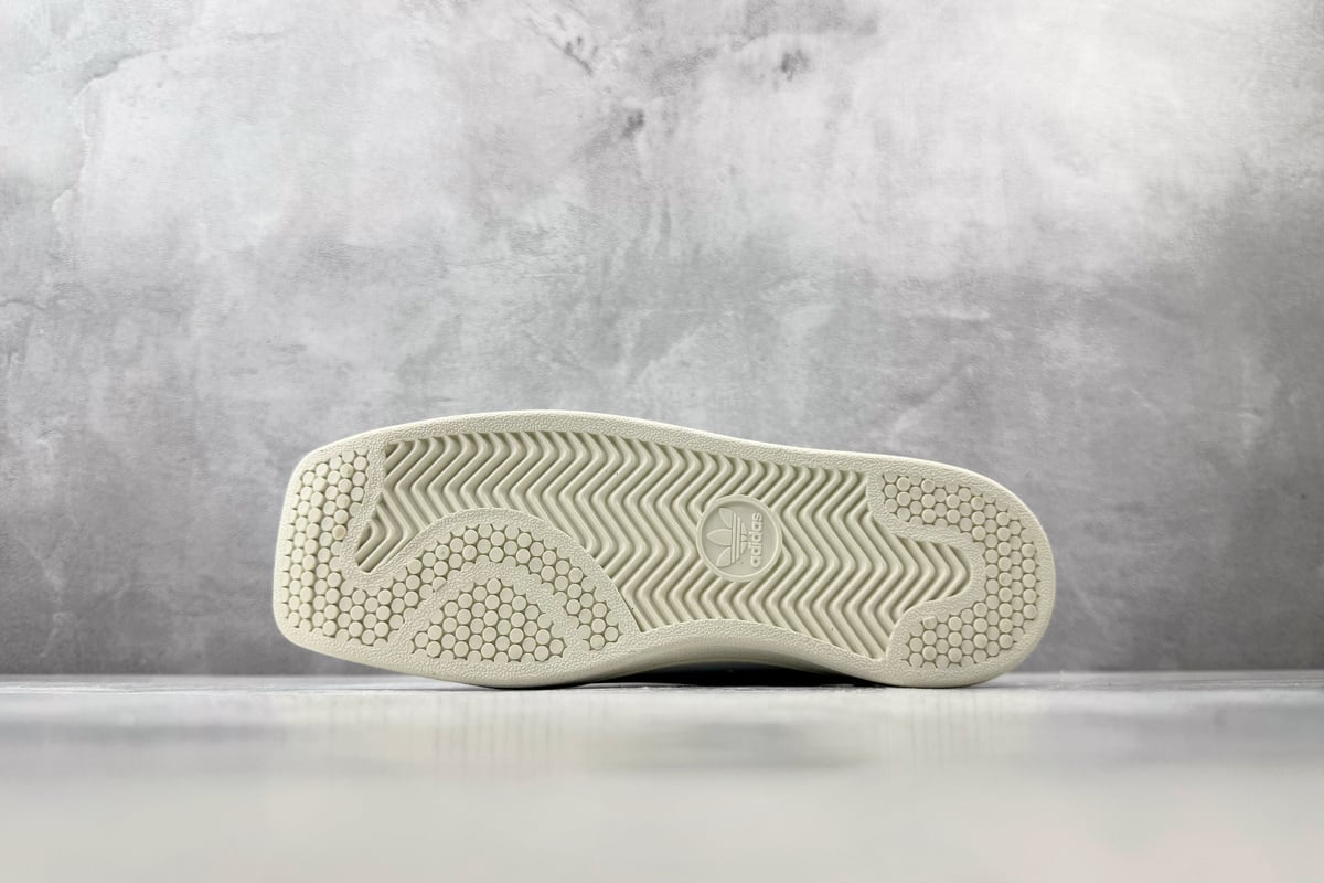 阿迪达斯 Adidas originals STAN SMITH SQ  银黄绿 鞋头实拍图
