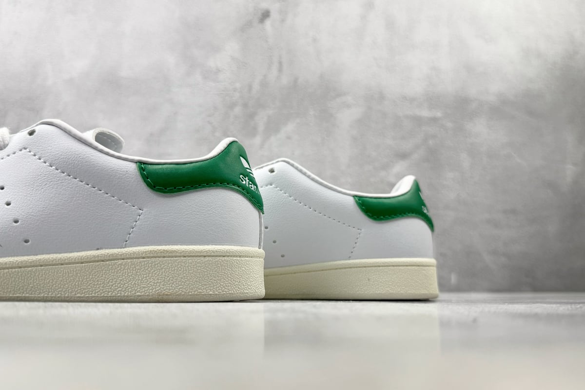 阿迪达斯 Adidas originals STAN SMITH SQ  银黄绿 上脚实拍图