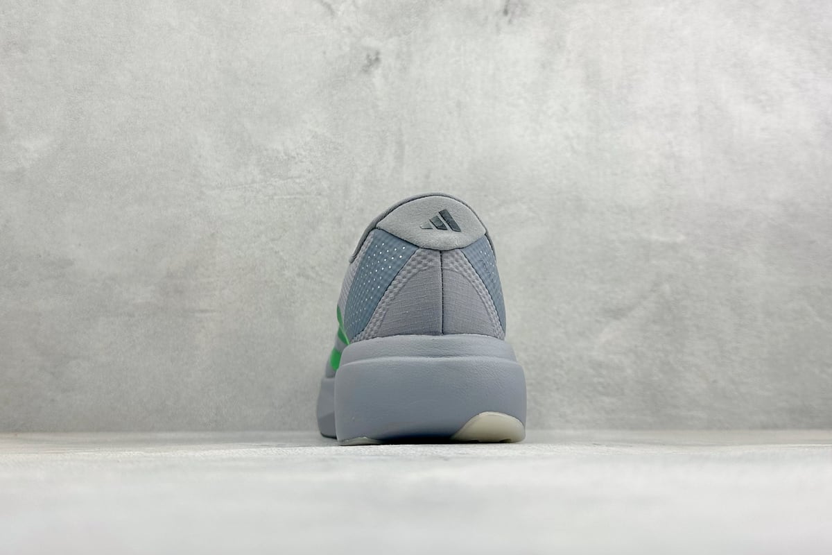 阿迪达斯 Adidas Adizero Evo SL 阿迪超轻透气缓震跑鞋 整体外观造型与adiZero Adios Pro EVO 1非常相似 中底配置方面搭载全掌Lightstrike Pro-实拍图6